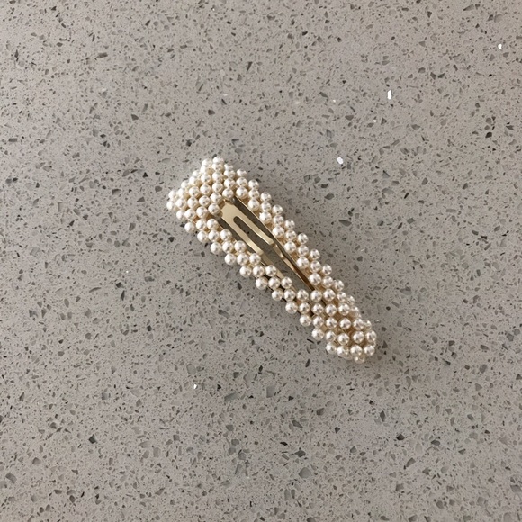 Pearl hair clip pin - Picture 1 of 1